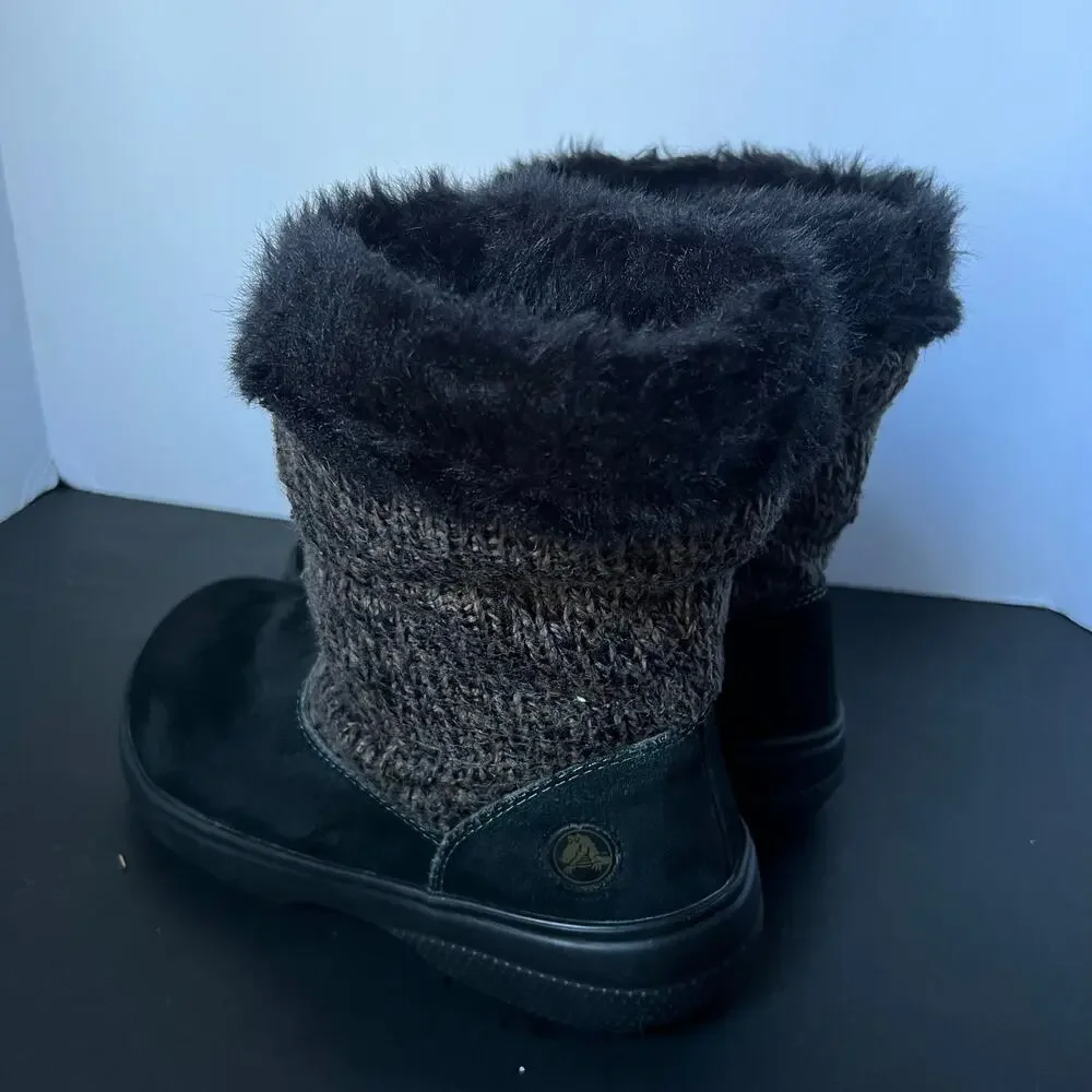 Crocs Womens Cozycrocs Cozy Boots Gray Black Leather Faux Fur Trim size 7